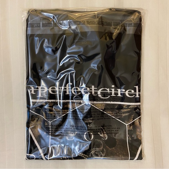 A Perfect Circle concert squid head emblem t-shirt sz M TOOL 🔮😵‍💫🪬 - Picture 9 of 9
